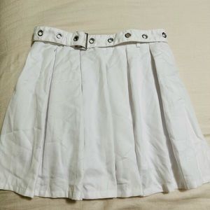 Hottopic brand skirt